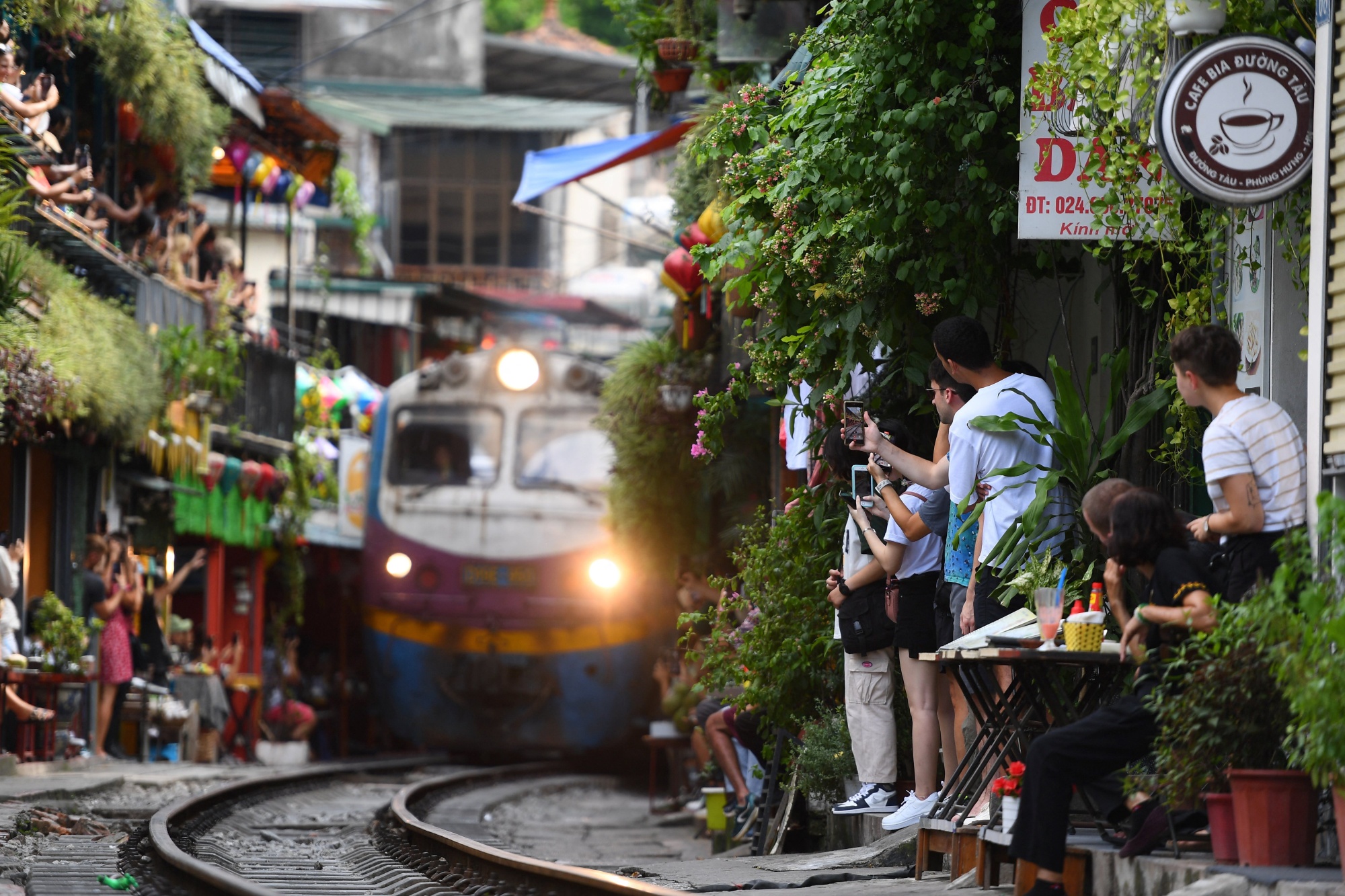 Hanoi train